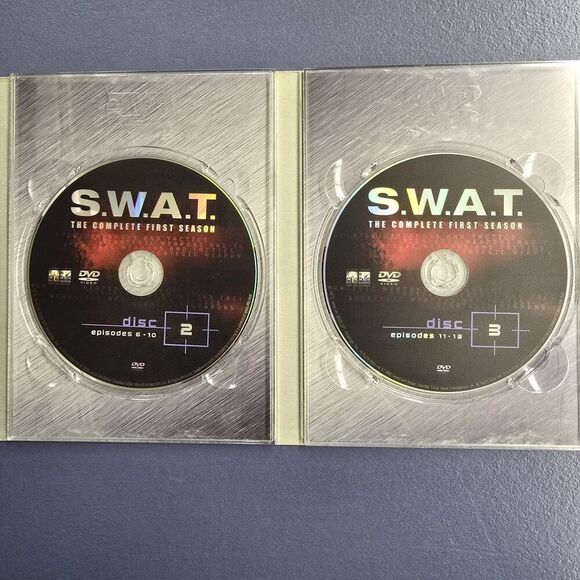 S.W.A.T. The Complete 1st Season DVD Box Set 3 Disc - Picture 7 of 7